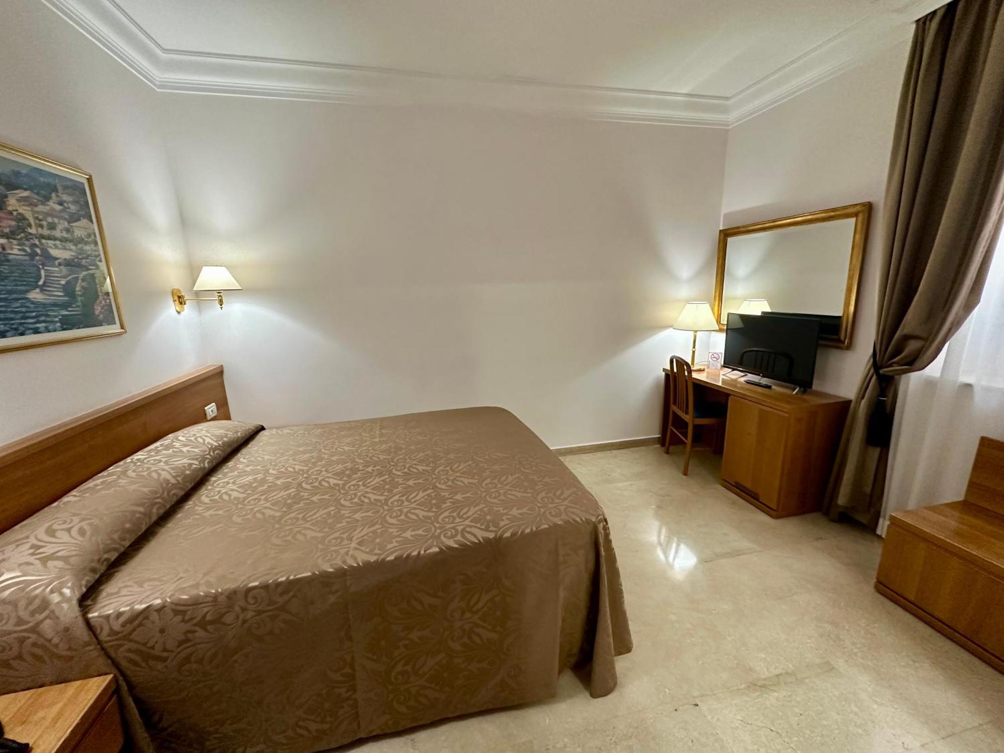 Principe Di Piemonte Hotel 3*