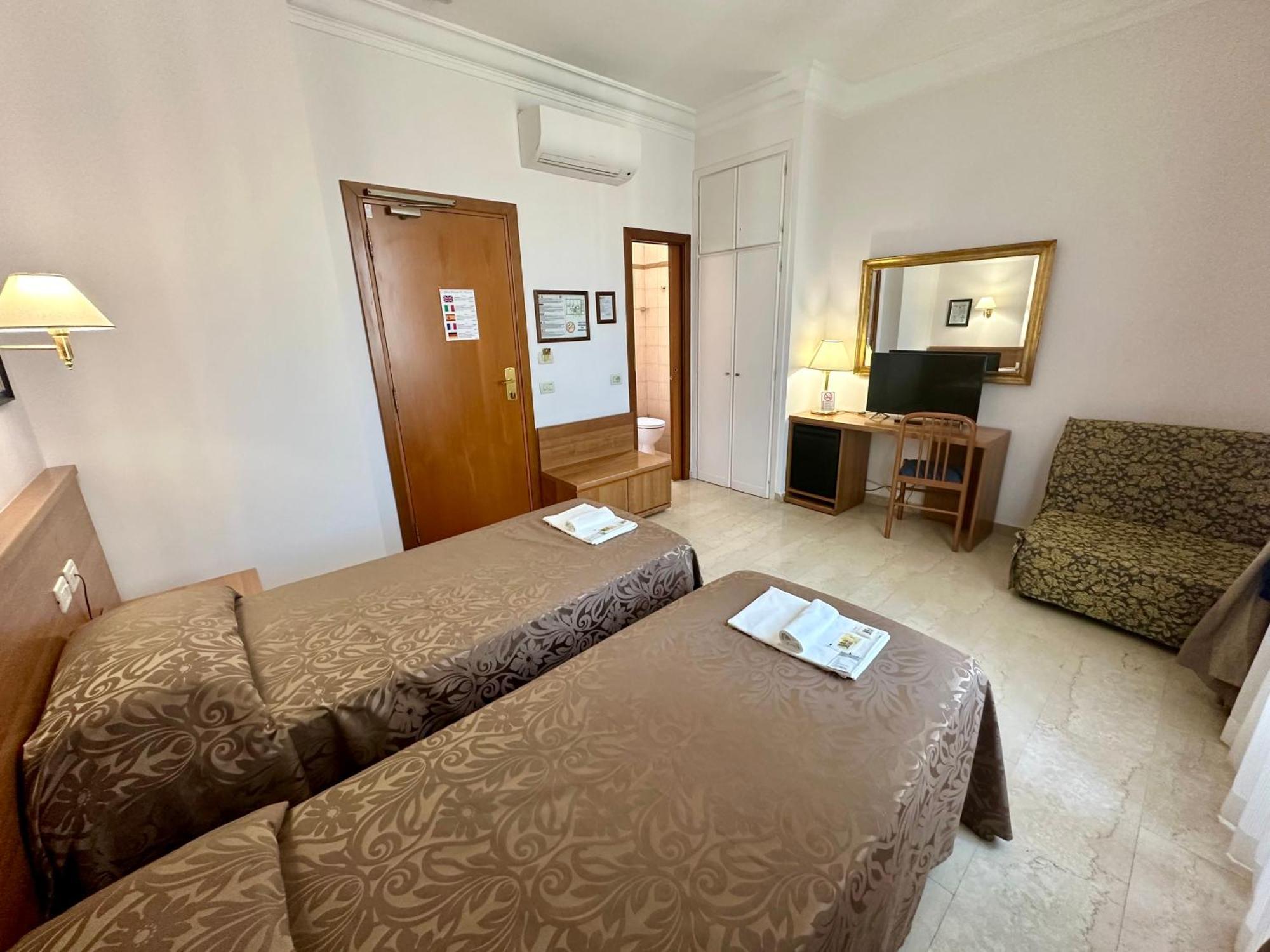 Principe Di Piemonte 3* Roma