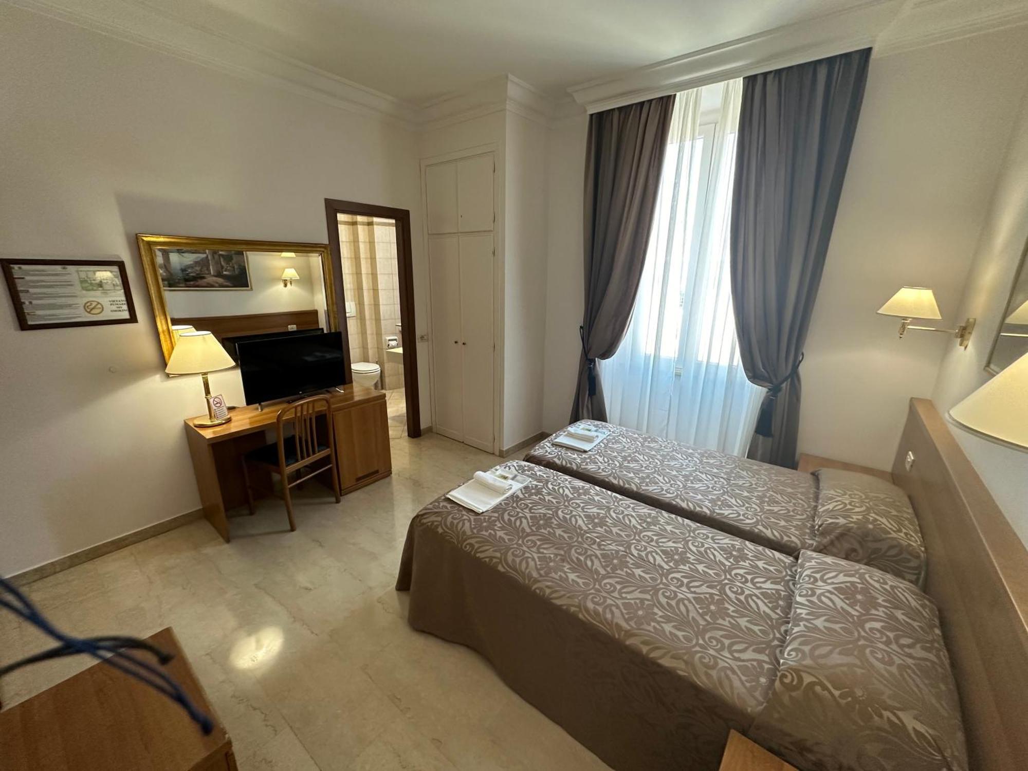 Hotel Principe Di Piemonte